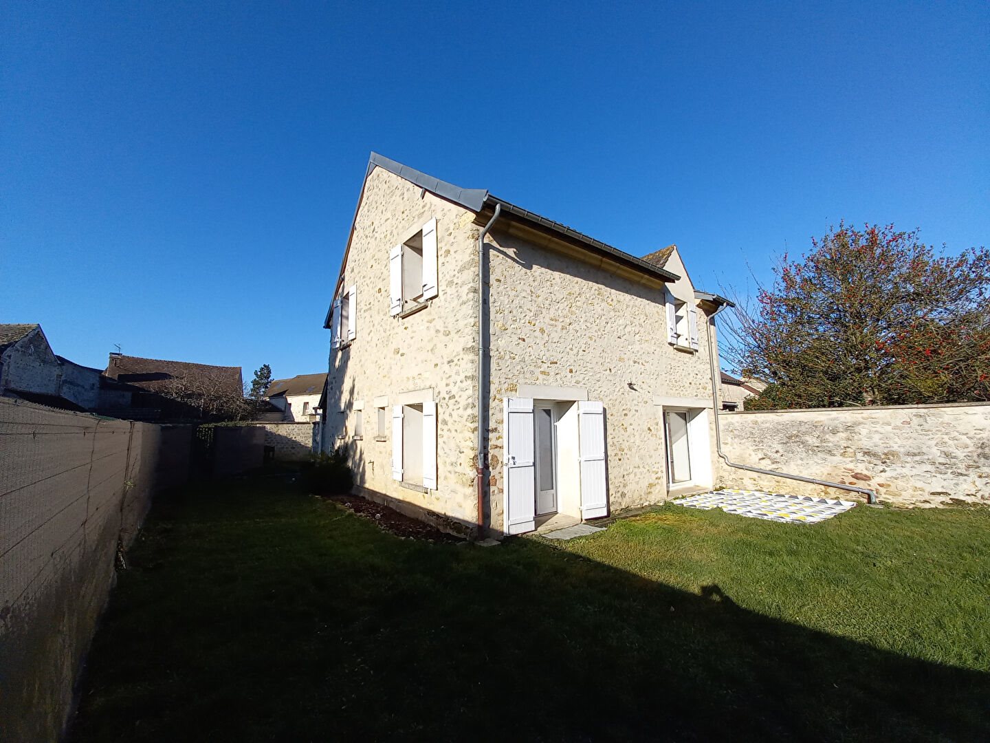 Maison à louer, 134m², Avernes