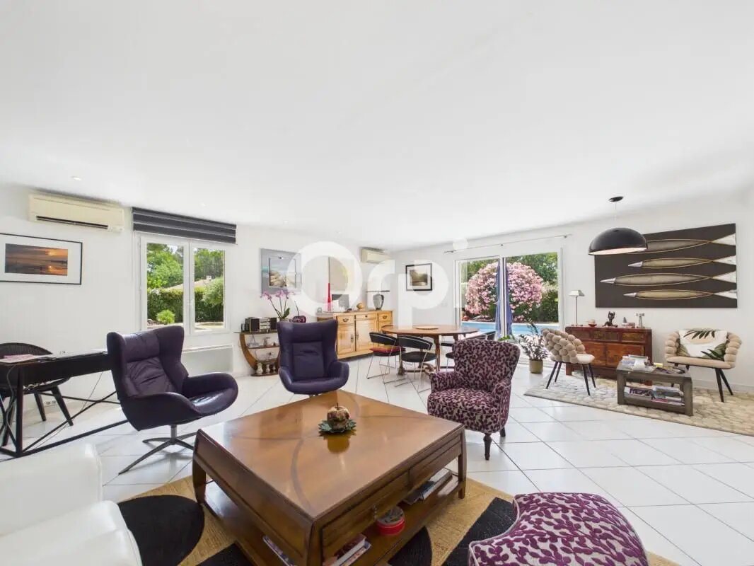 Maison à vendre, 138m², Bagnols-en-Forêt