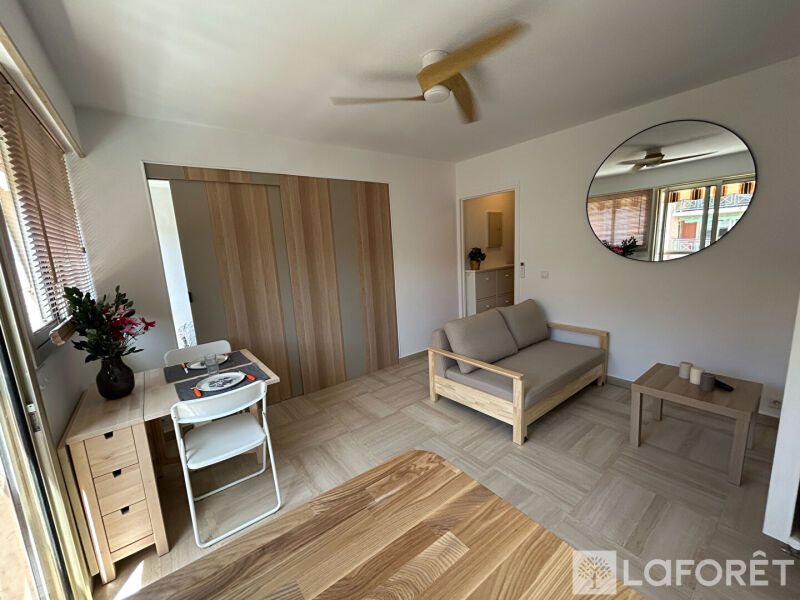 Appartement à louer, 28m², Hyères