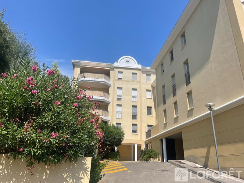 Appartement à louer, 64m², Hyères
