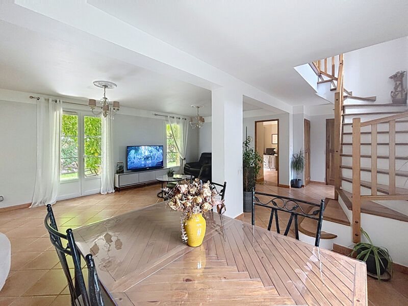 Maison à vendre, 136m², Gardanne