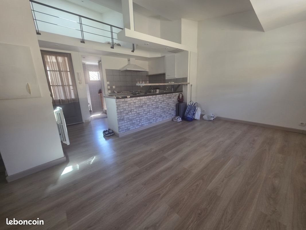 Appartement à vendre, 77m², Arles