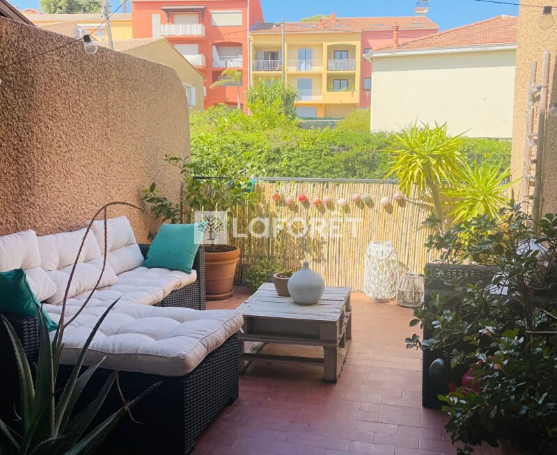 Appartement à louer, 44m², Carqueiranne