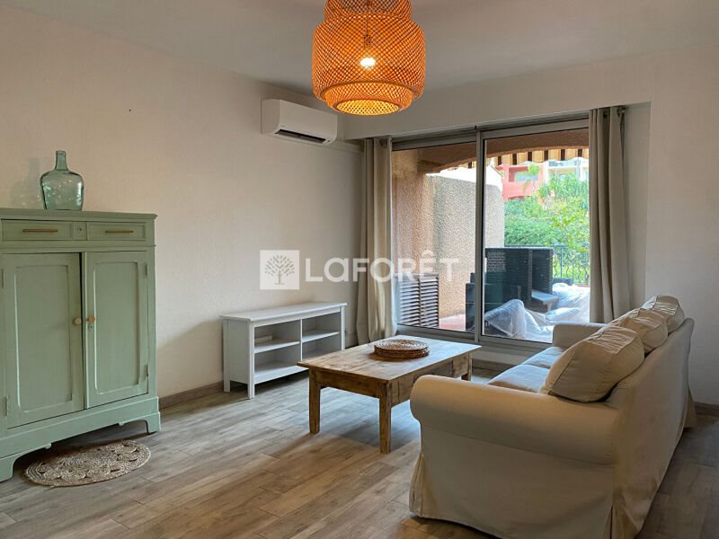 Appartement à louer, 44m², Carqueiranne