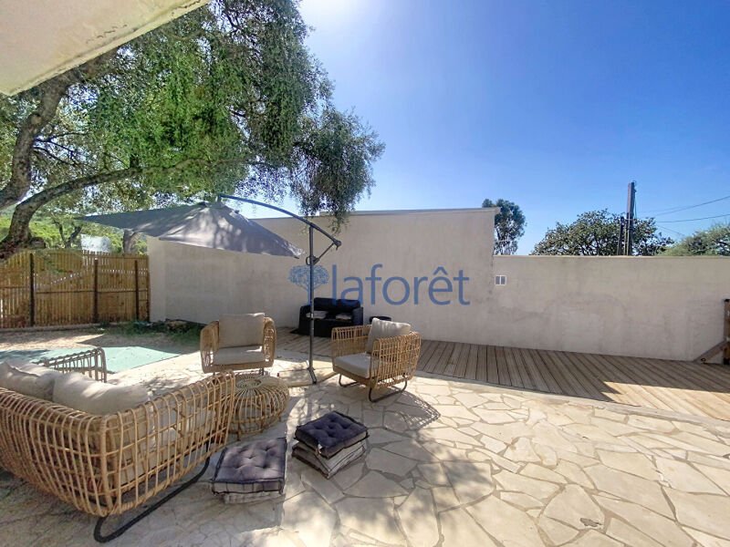 Maison à louer, 46m², Carqueiranne