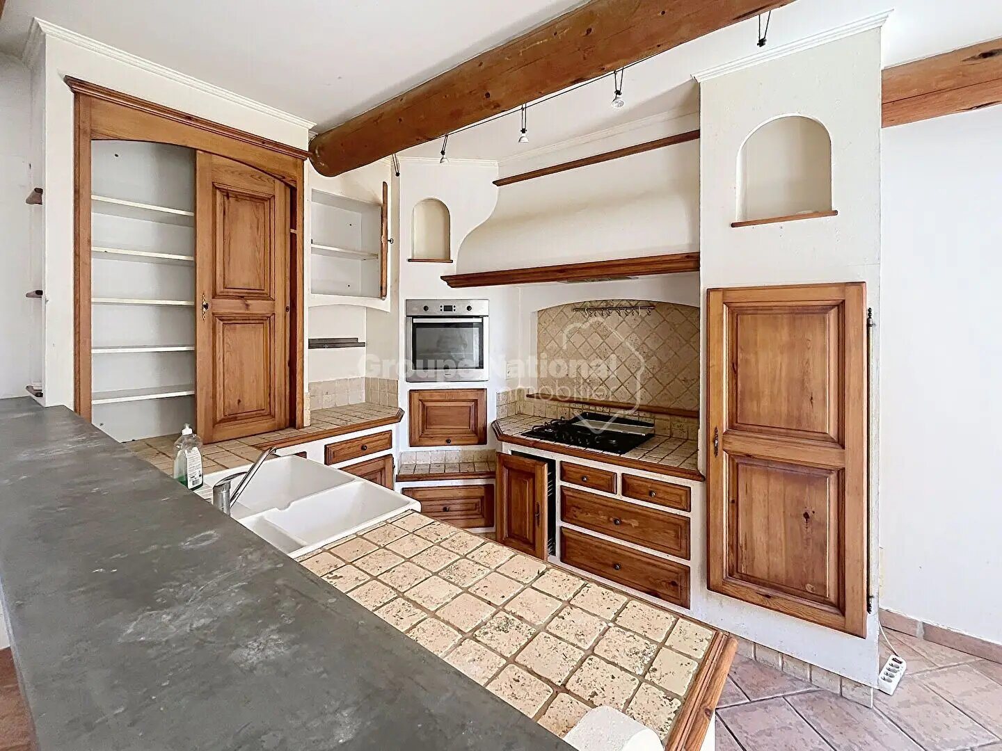 Appartement à vendre, 115m², Sainte-Cécile-les-Vignes