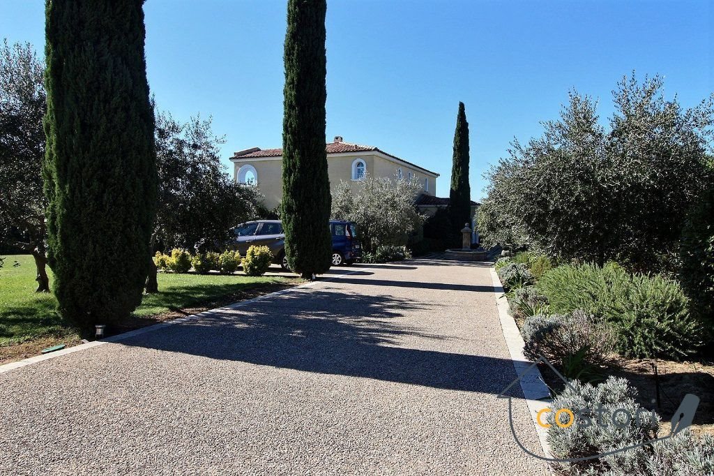 Maison à vendre, 300m², Trans-en-Provence