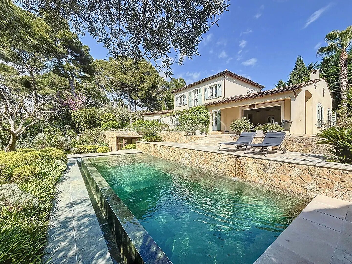 Maison à vendre, 225m², Mougins