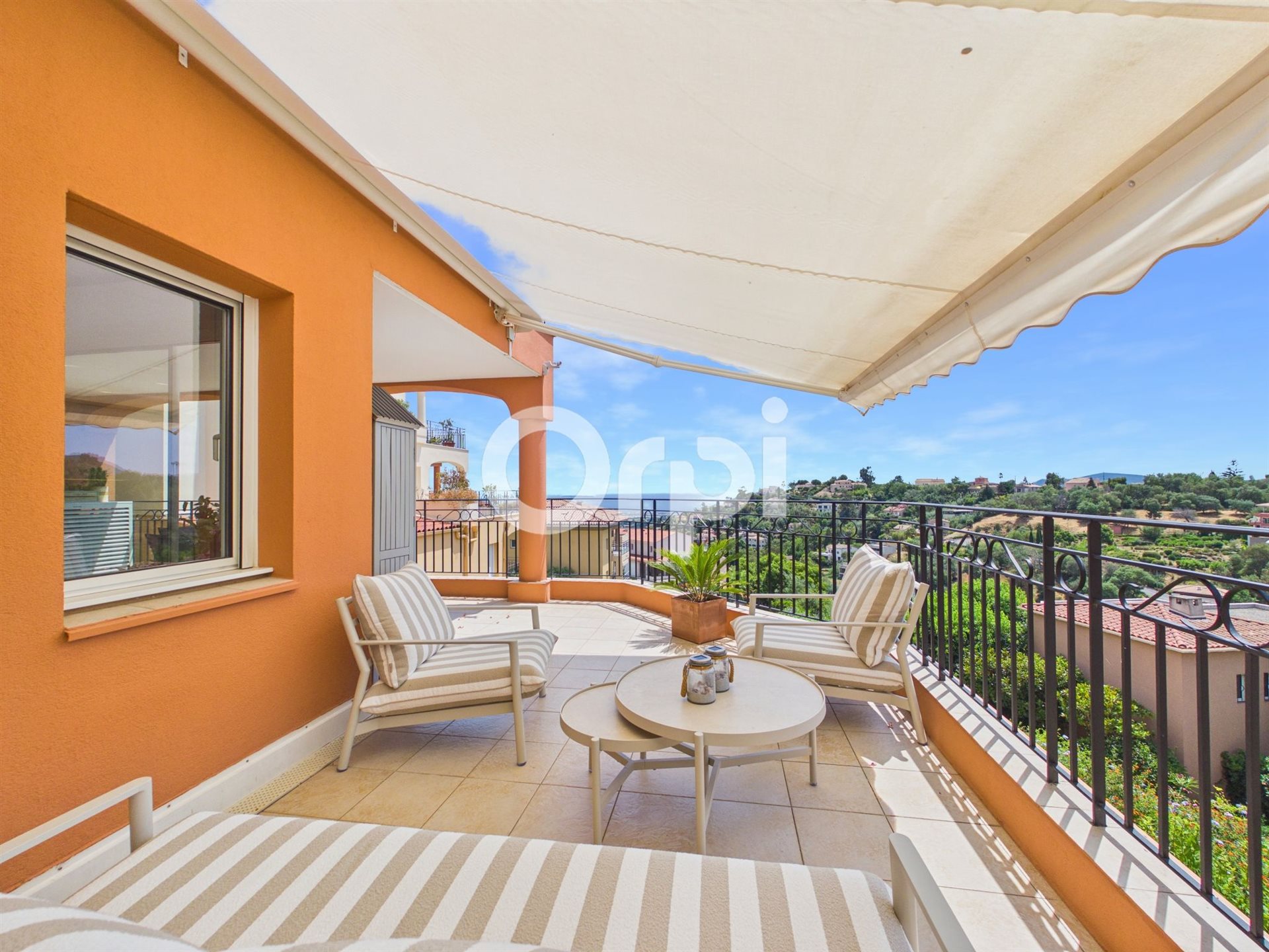 Appartement à vendre, 77m², Mandelieu-la-Napoule