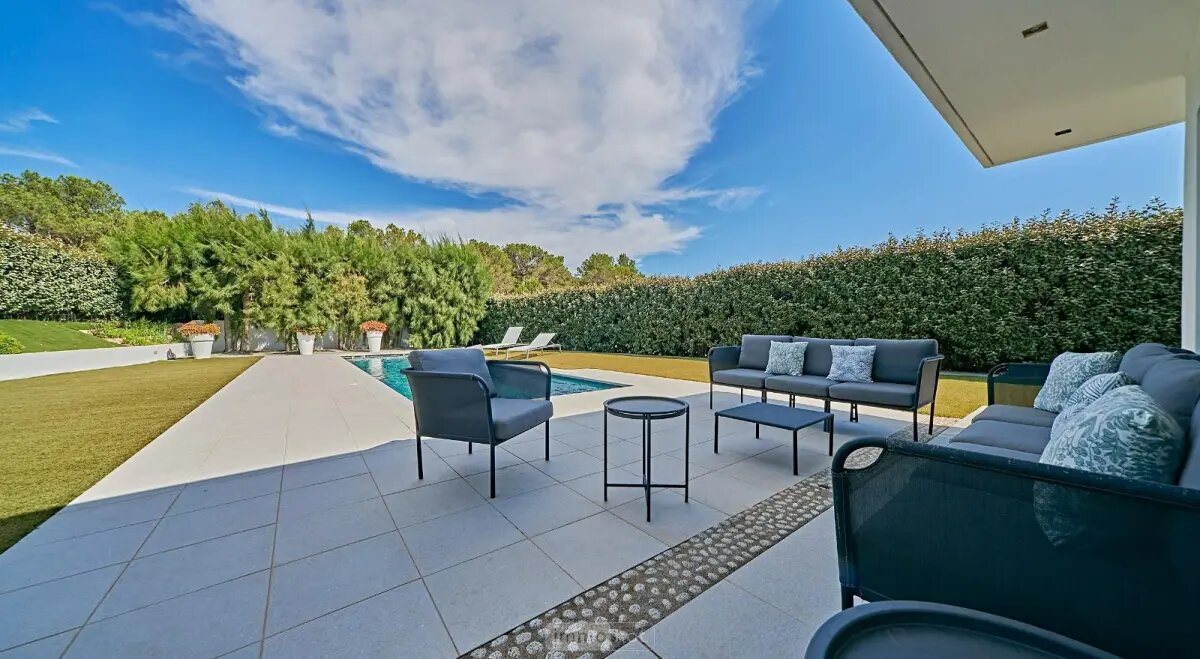 Maison à vendre, 240m², Saint-Raphaël