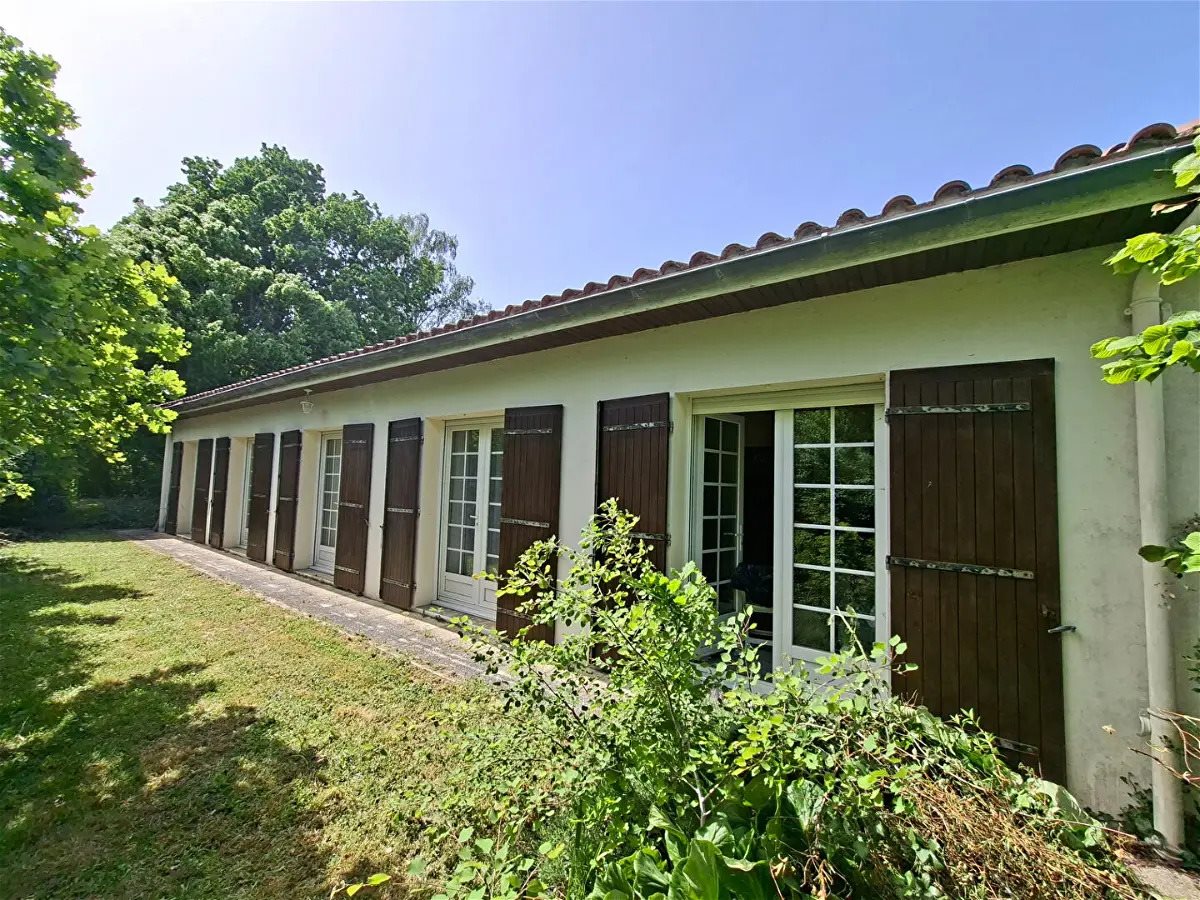 Maison à vendre, 120m², Saint-Hilaire-de-Villefranche
