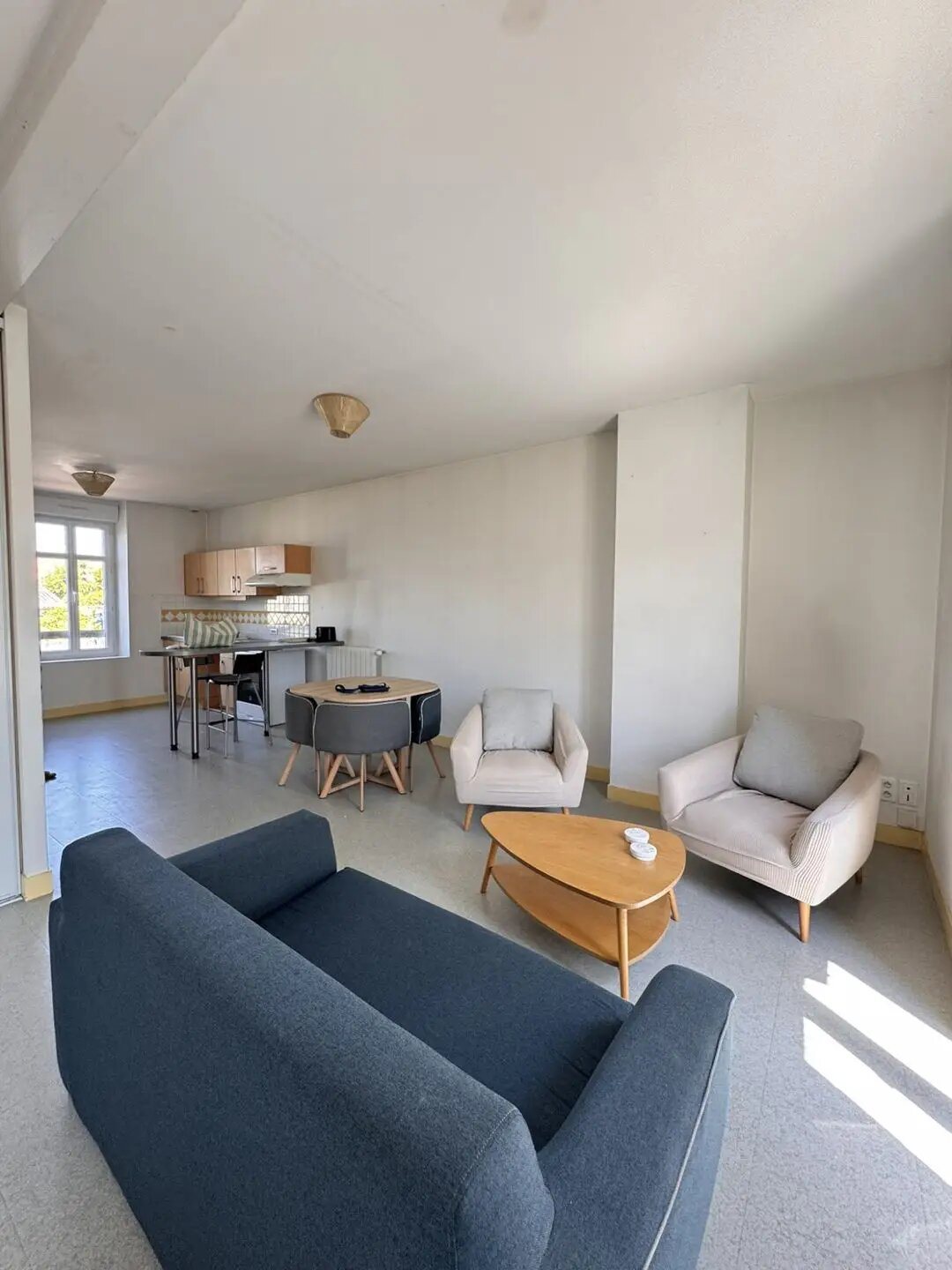 Appartement à louer, 67m², Saintes