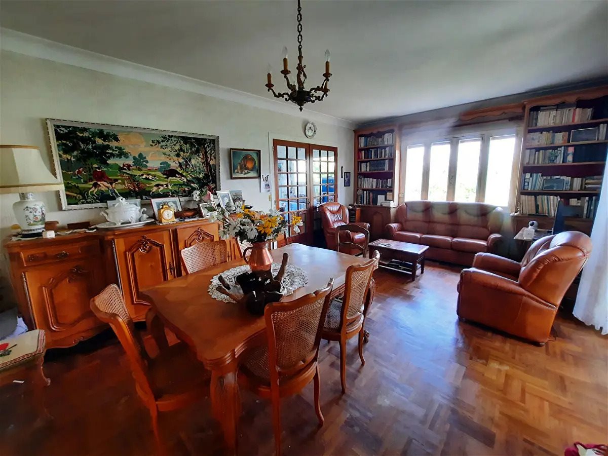 Maison à vendre, 136m², Saintes