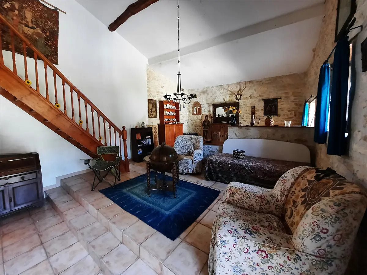 Maison à vendre, 220m², Gémozac