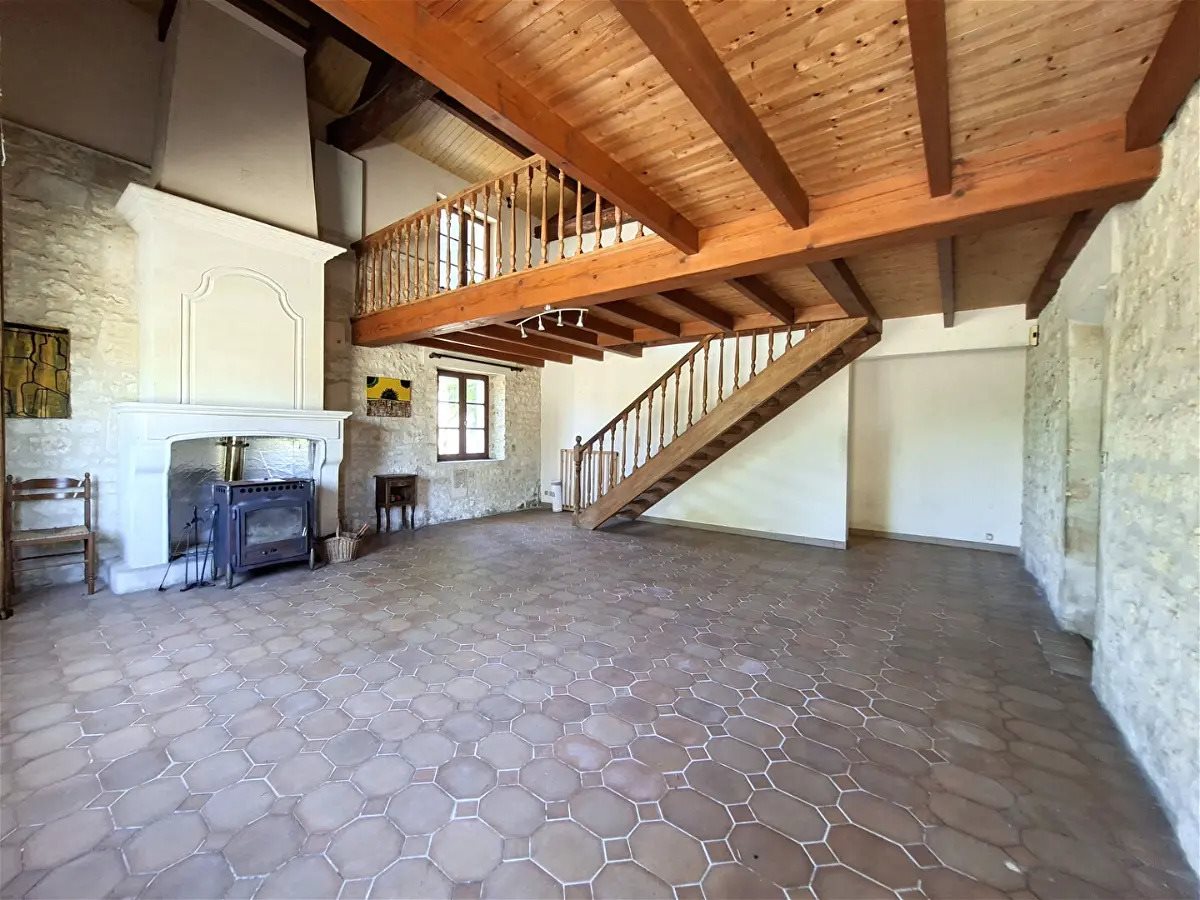 Maison à vendre, 379m², Jonzac