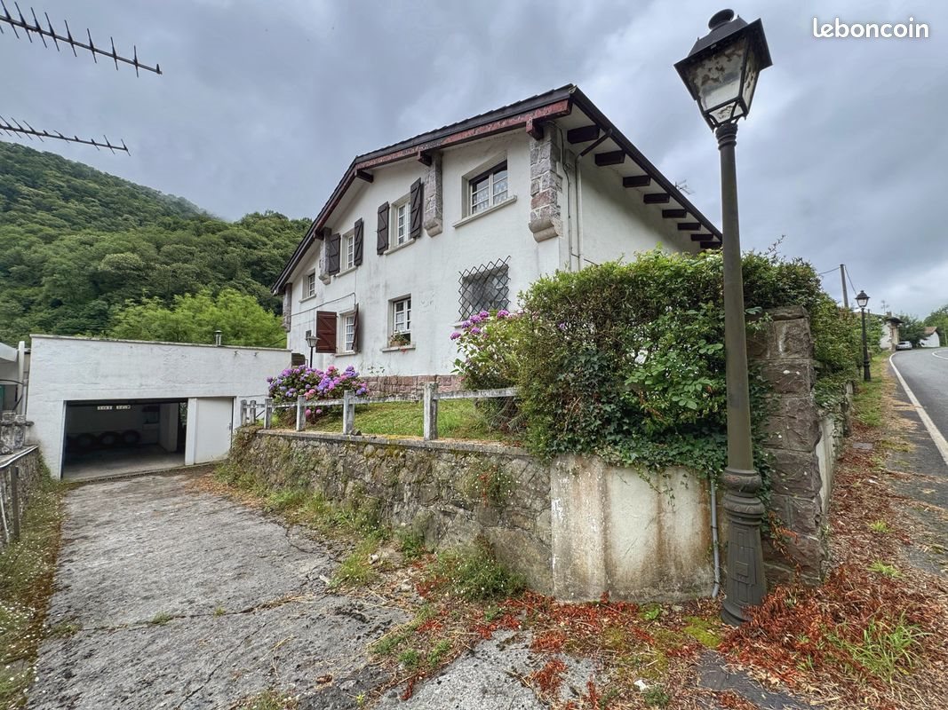 Maison à vendre, 208m², Saint-Jean-Pied-de-Port