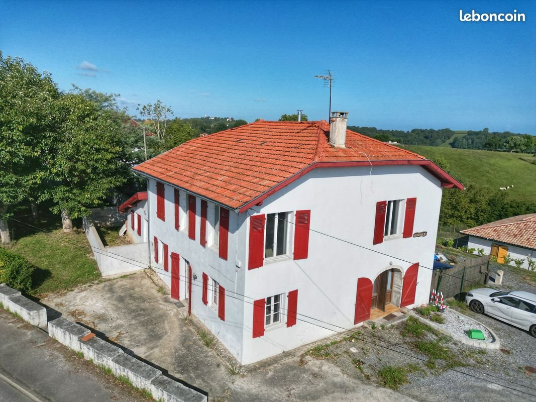 Maison à vendre, 169m², Bardos