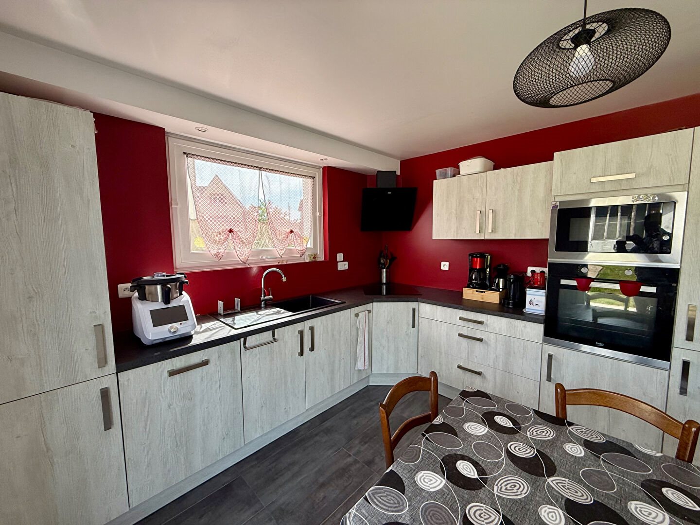 Maison à vendre, 193m², L'Huisserie