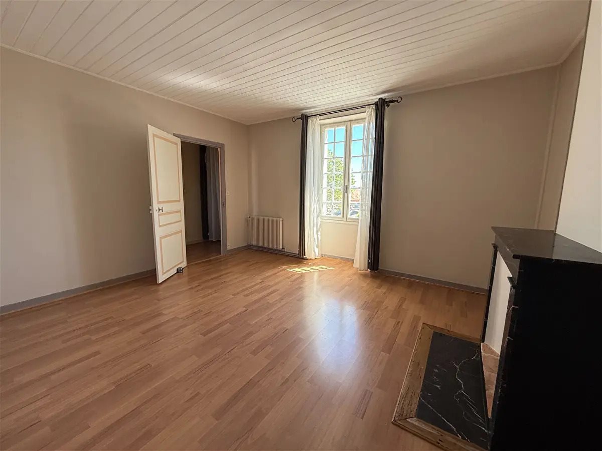 Maison à vendre, 157m², Surgères