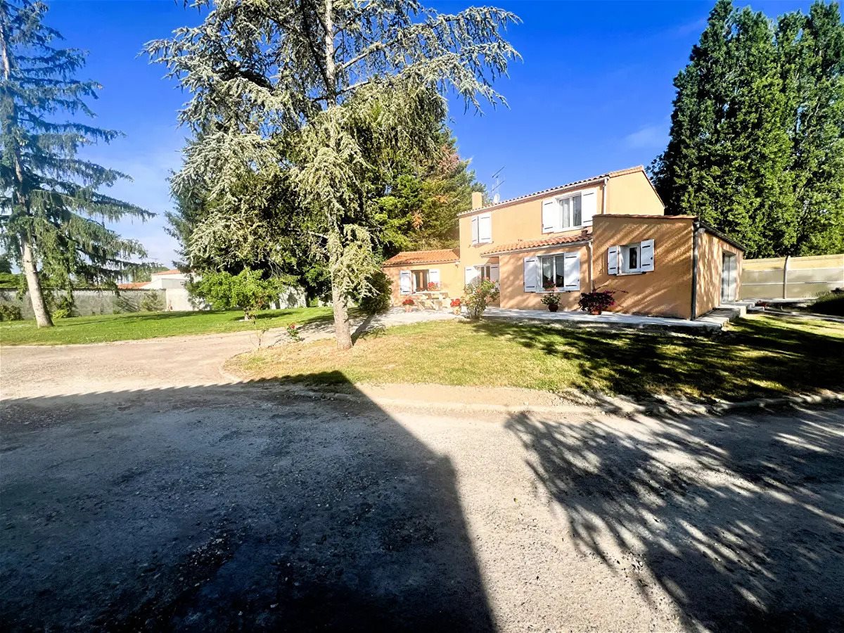 Maison à vendre, 175m², Forges