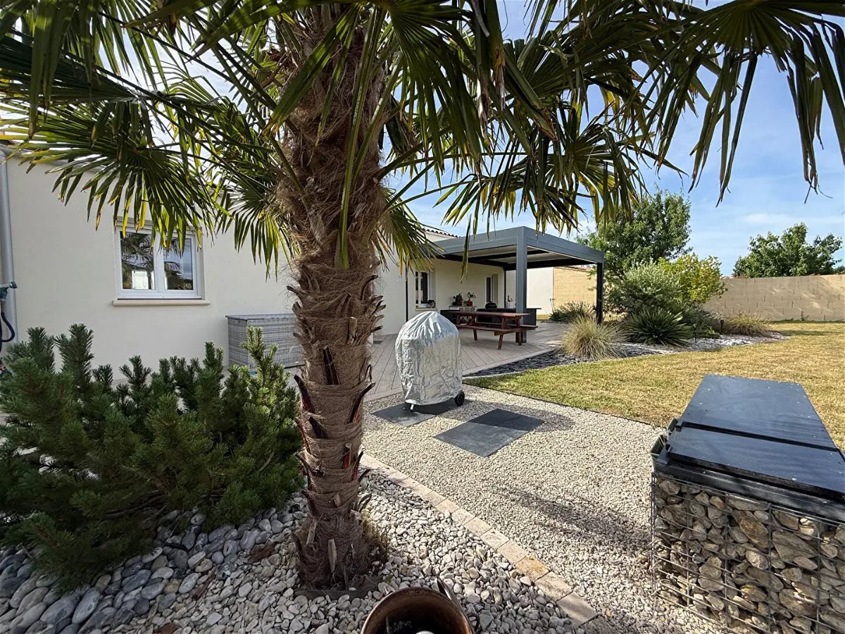 Maison à vendre, 108m², La Laigne