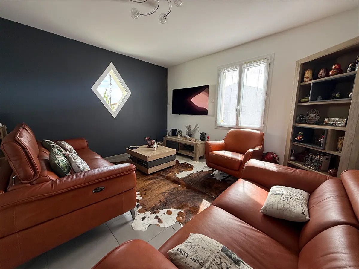 Maison à vendre, 108m², La Laigne