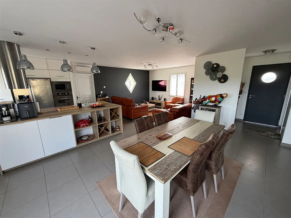 Maison à vendre, 108m², La Laigne