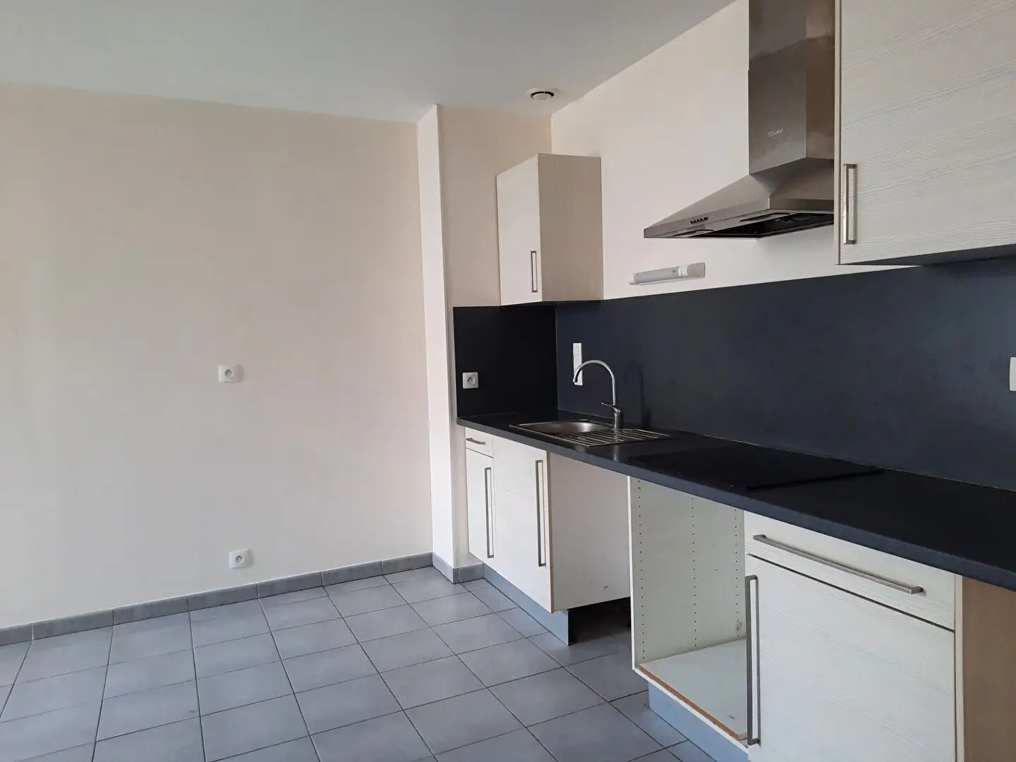 Appartement à louer, 56m², Rochefort