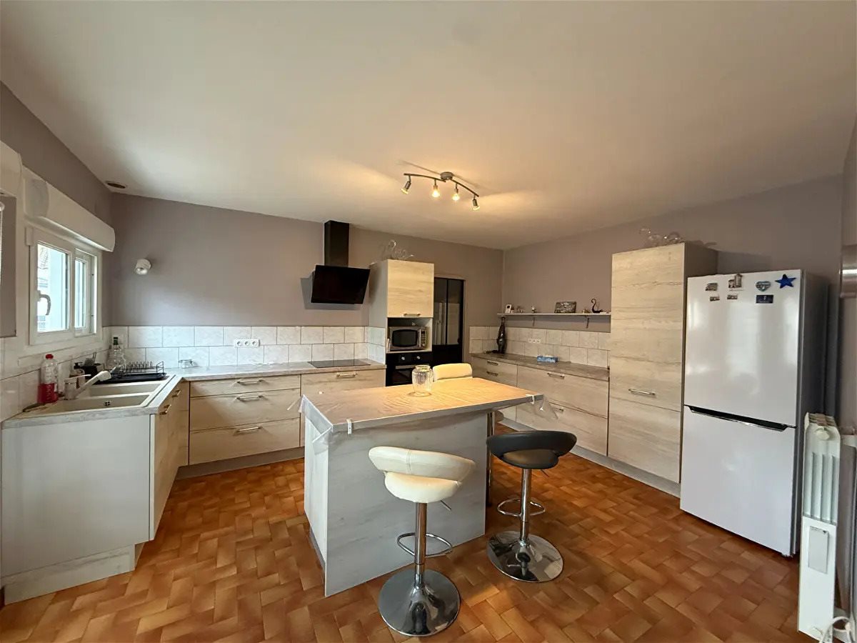 Maison à vendre, 110m², Surgères