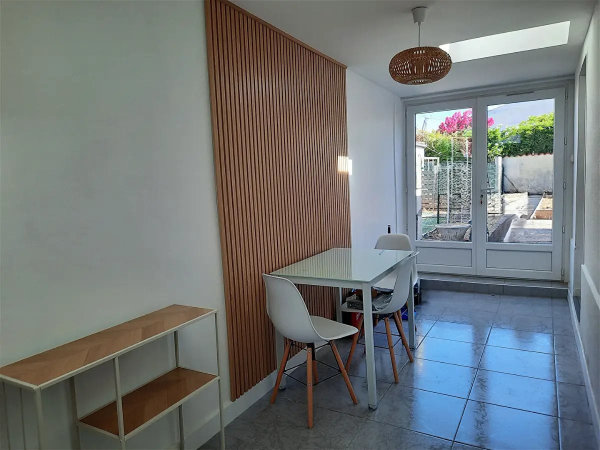 Maison à louer, 59m², Rochefort