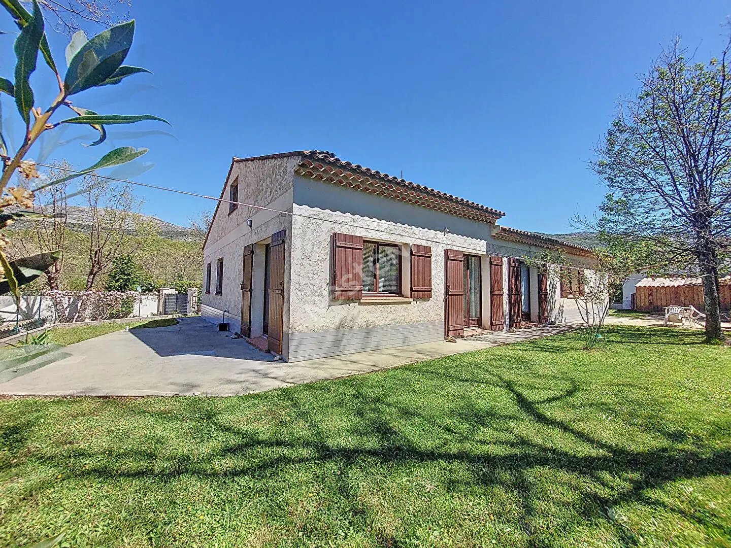 Maison à vendre, 130m², Saint-Vallier-de-Thiey