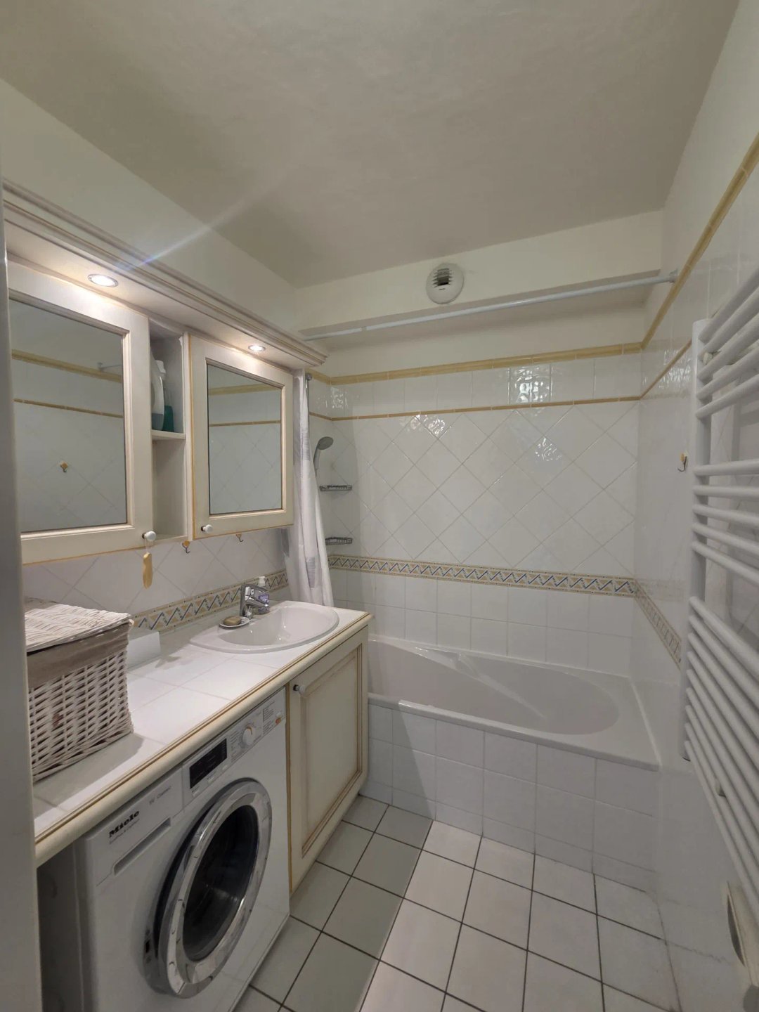 Appartement à louer, 65m², Mallemort