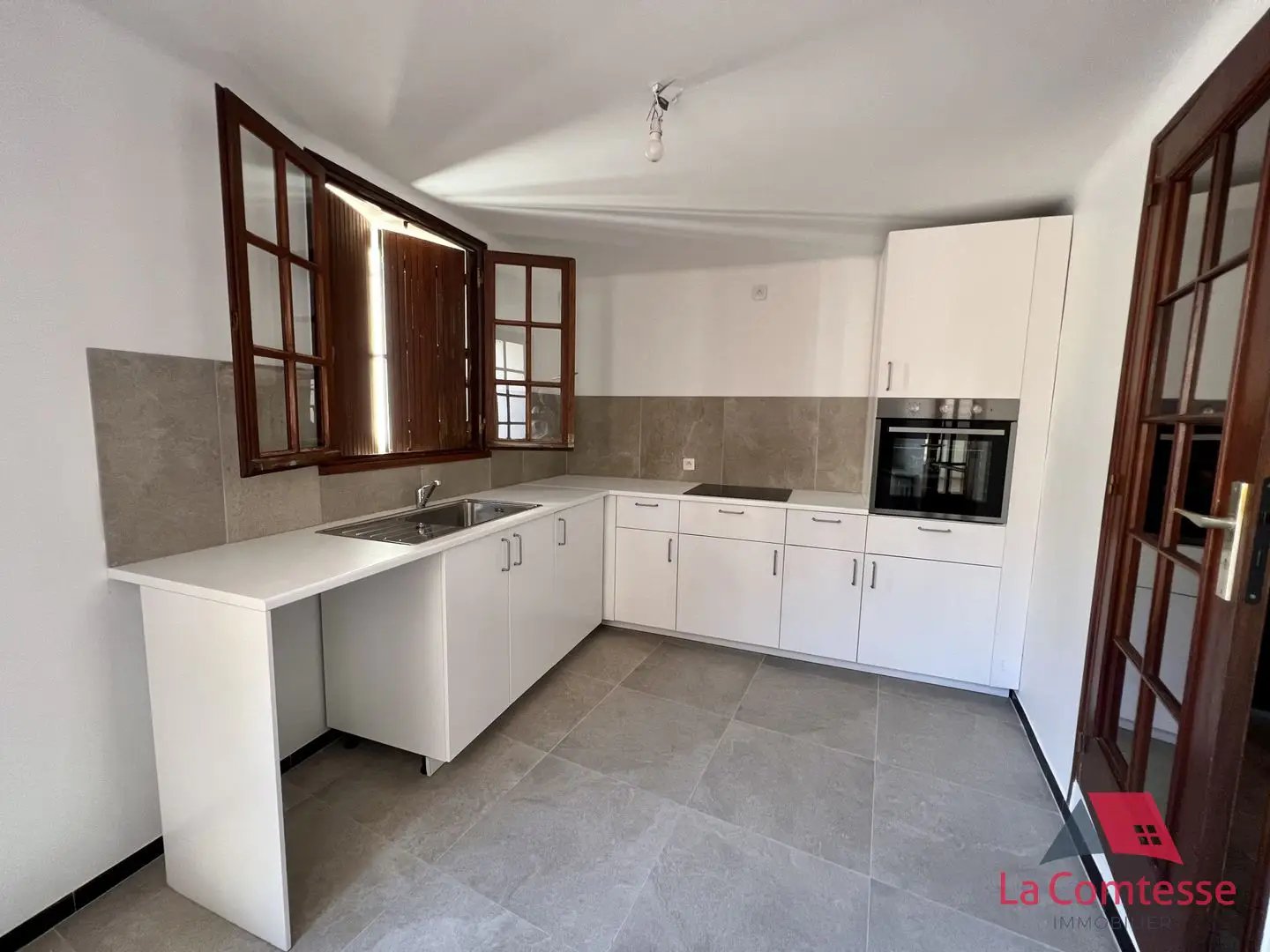 Appartement à louer, 80m², Lambesc