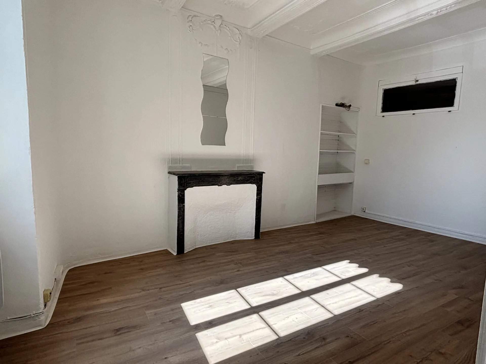 Appartement à louer, 77m², Lambesc