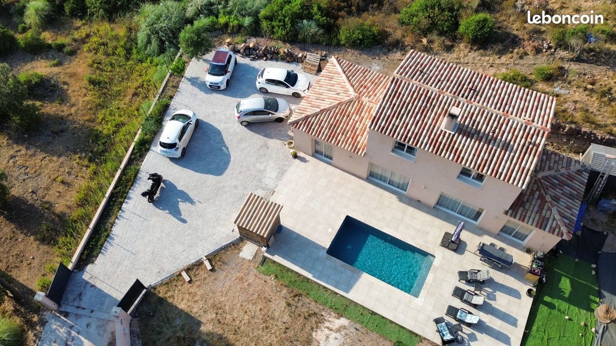 Maison à vendre, 117m², Fréjus