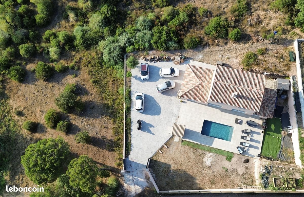Maison à vendre, 117m², Fréjus