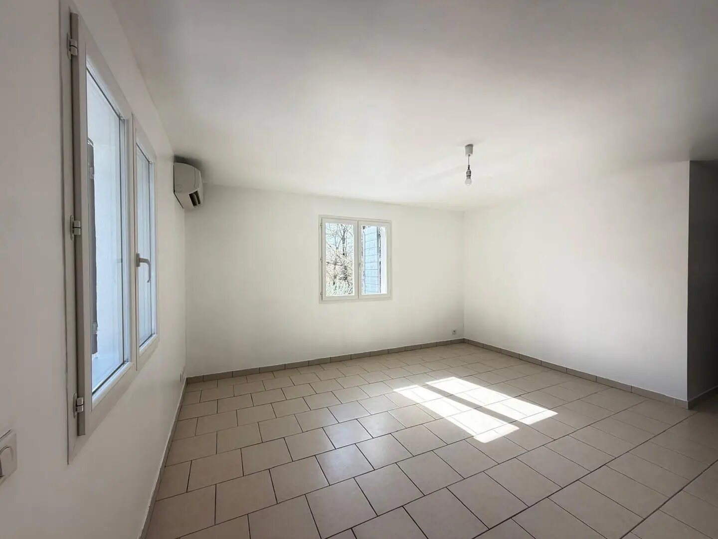 Appartement à louer, 37m², Villecroze