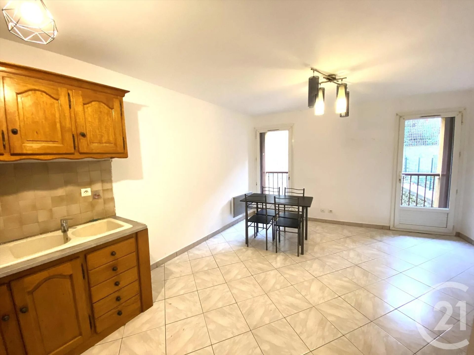 Appartement à louer, 51m², Istres