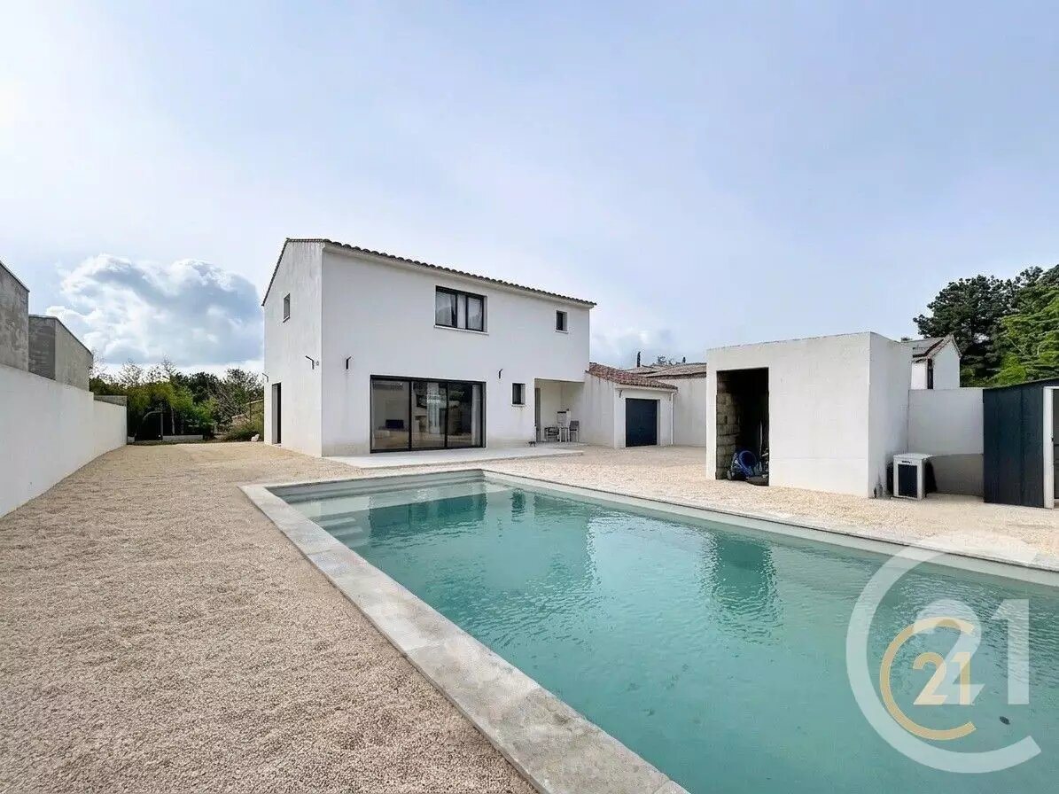 Maison à vendre, 144m², Saint-Mitre-les-Remparts