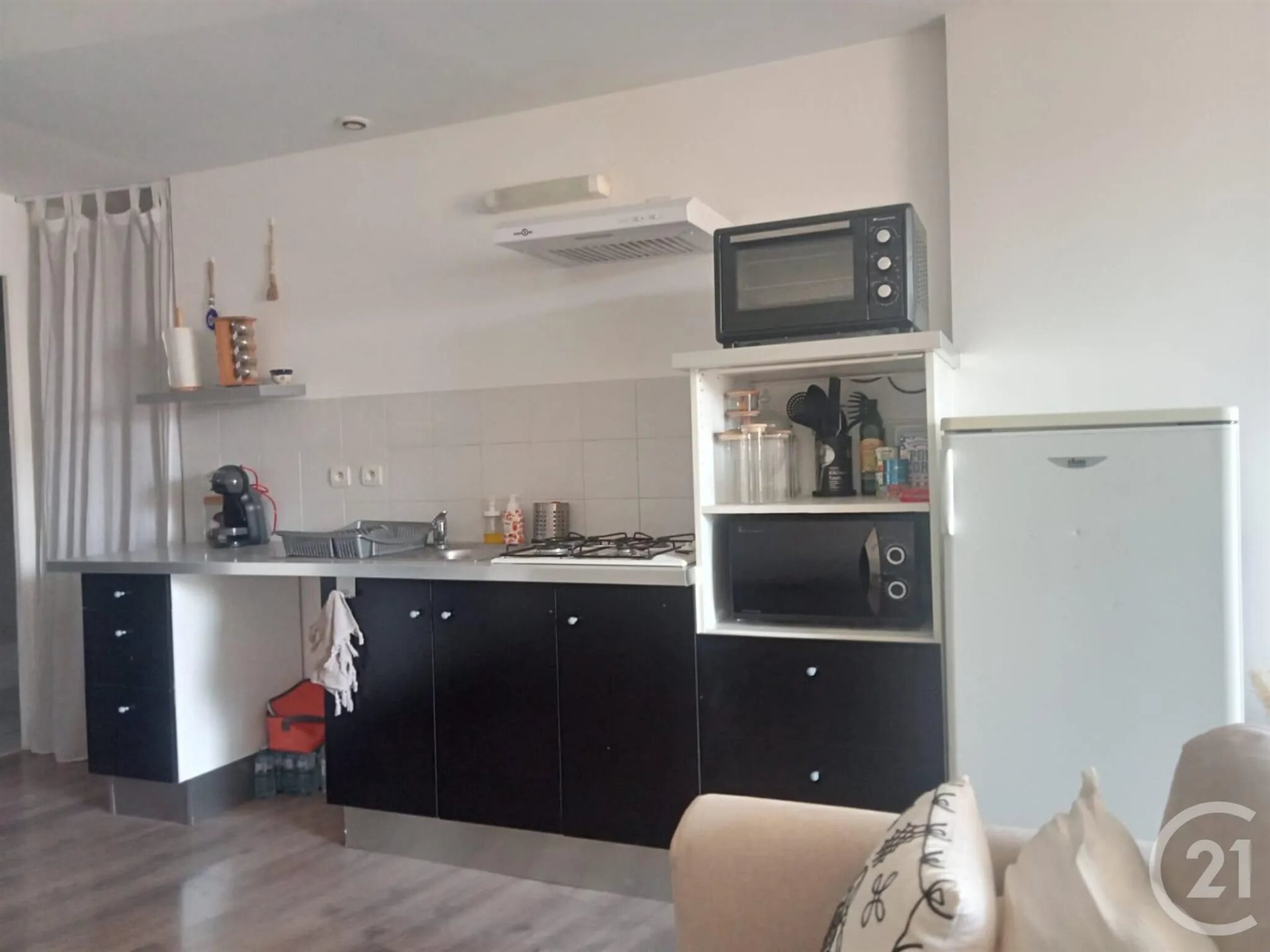 Appartement à louer, 37m², Grans
