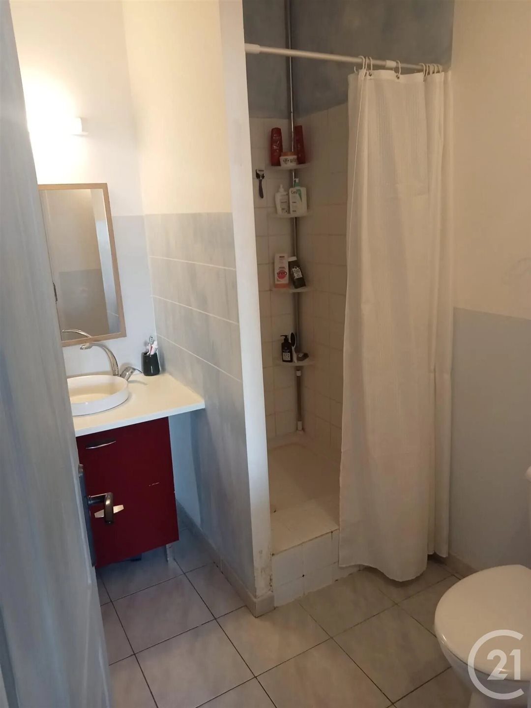 Appartement à louer, 37m², Grans