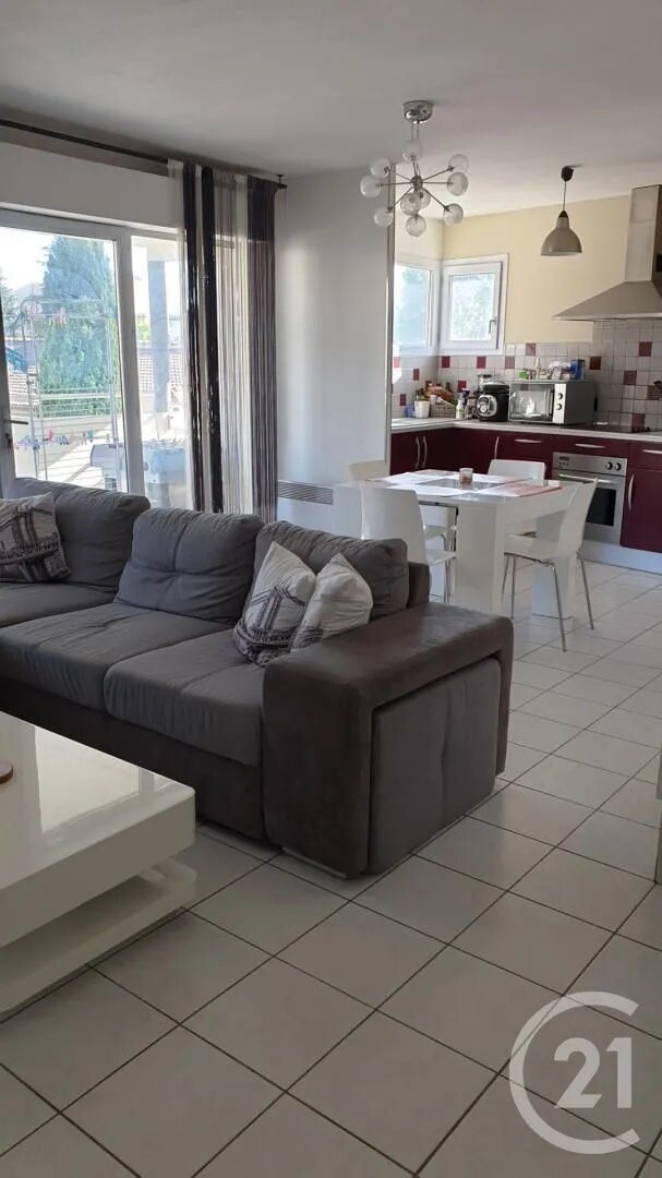 Appartement à louer, 61m², Istres