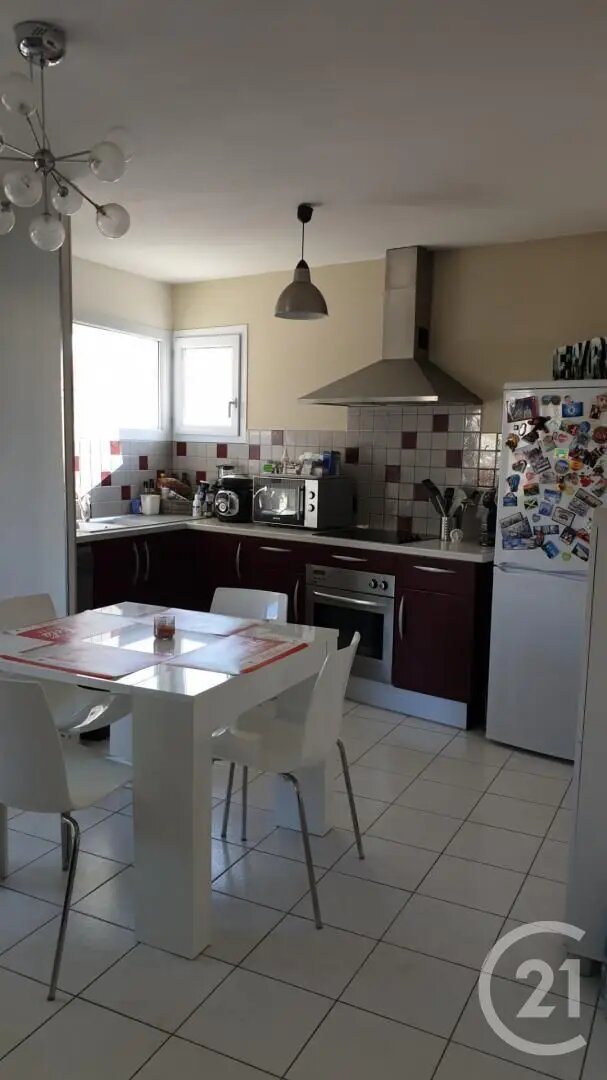 Appartement à louer, 61m², Istres