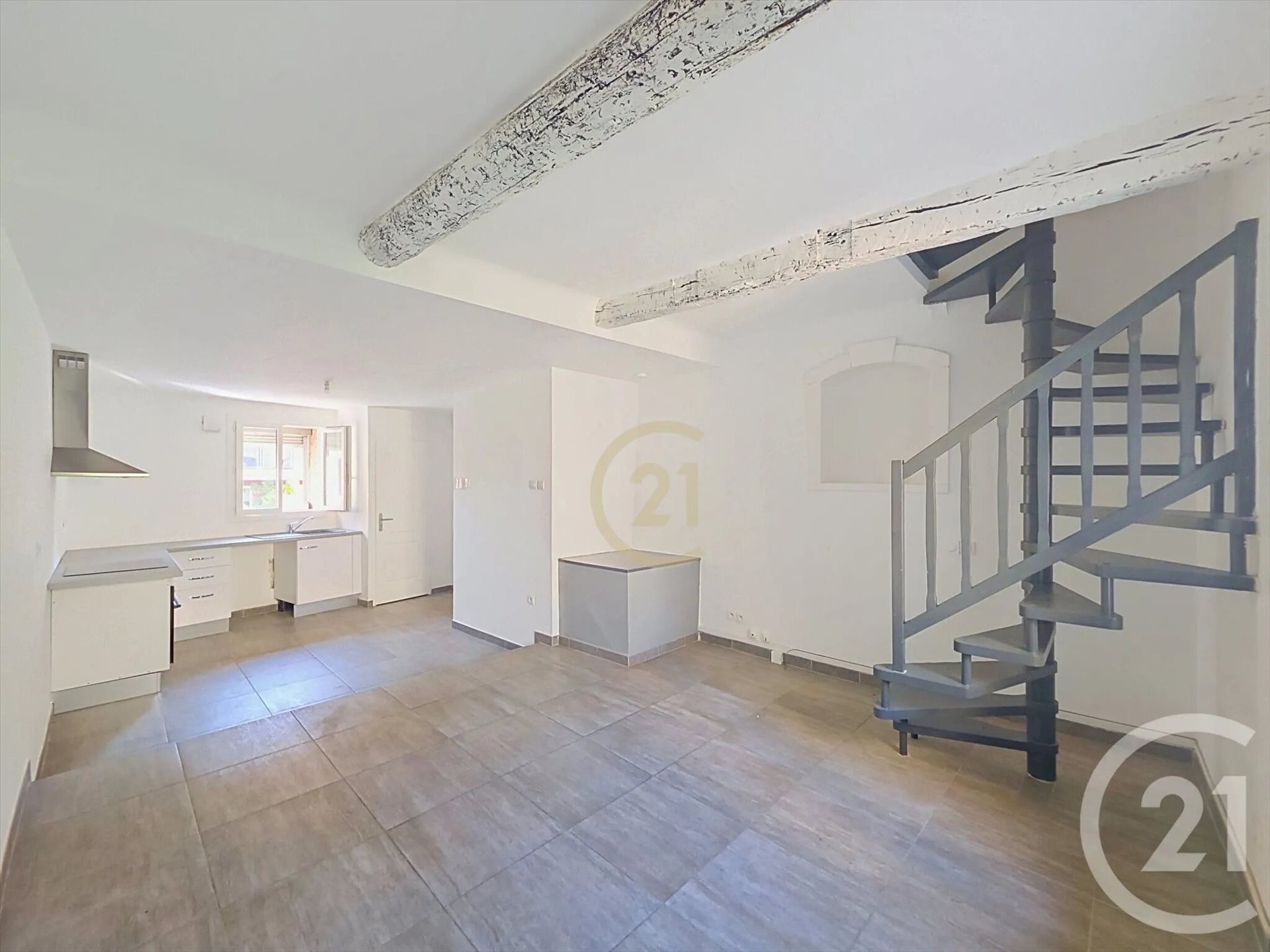 Maison à louer, 59m², Istres
