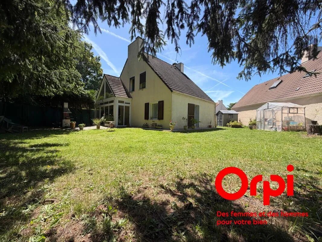 Maison à vendre, 125m², Montigny-le-Bretonneux