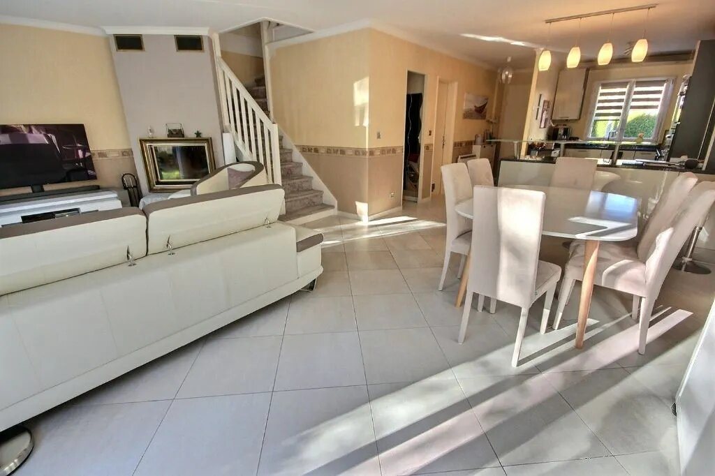 Maison à vendre, 120m², Montigny-le-Bretonneux