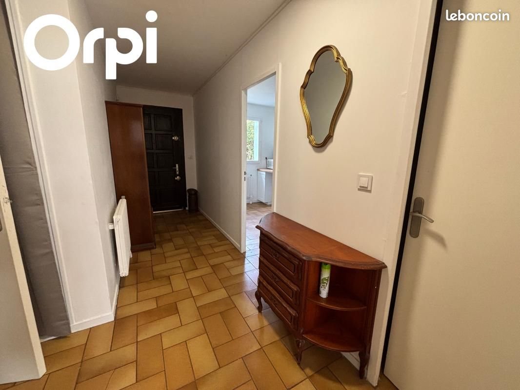 Maison à louer, 125m², Montigny-le-Bretonneux