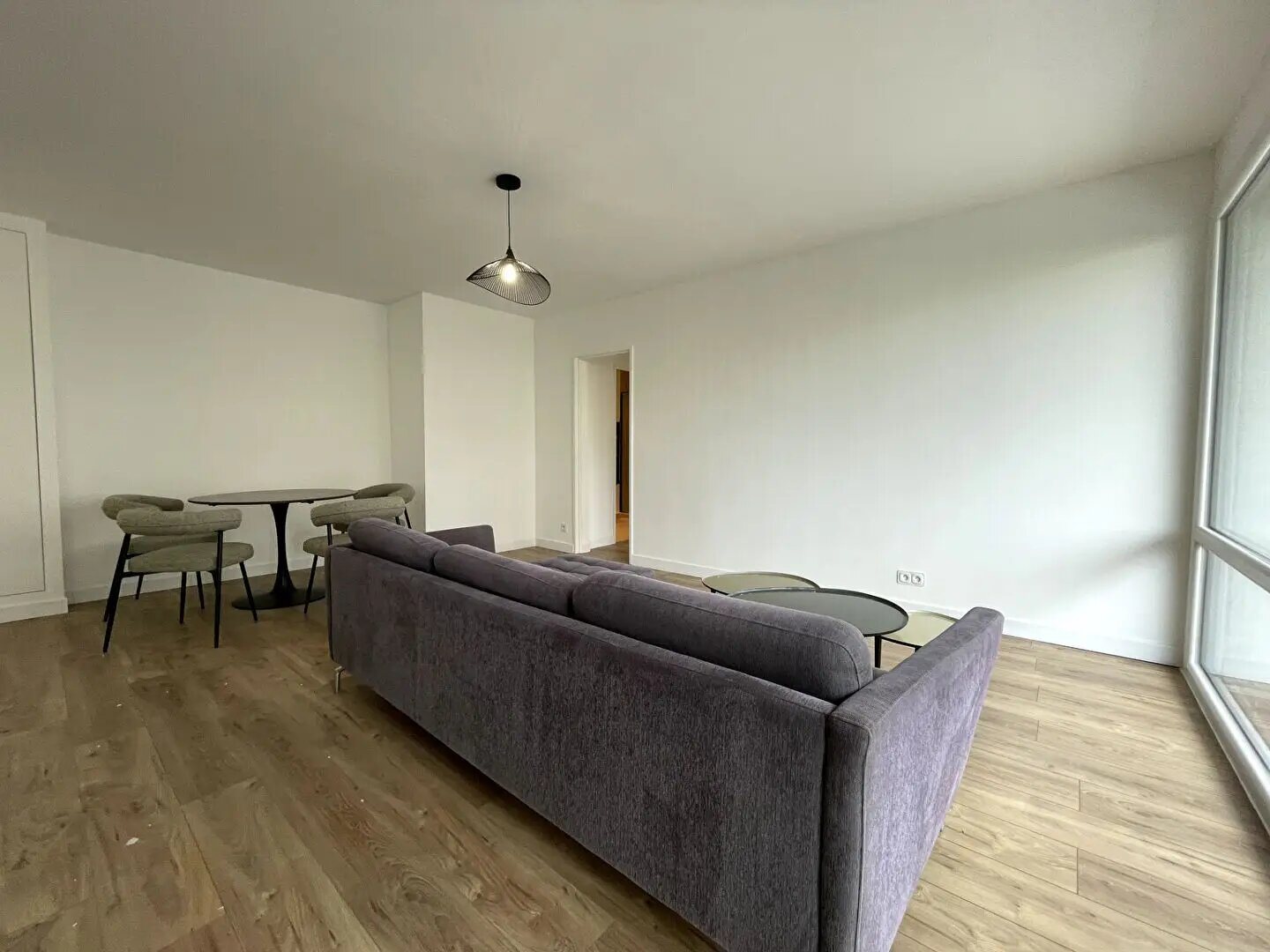 Appartement à louer, 49m², Courbevoie