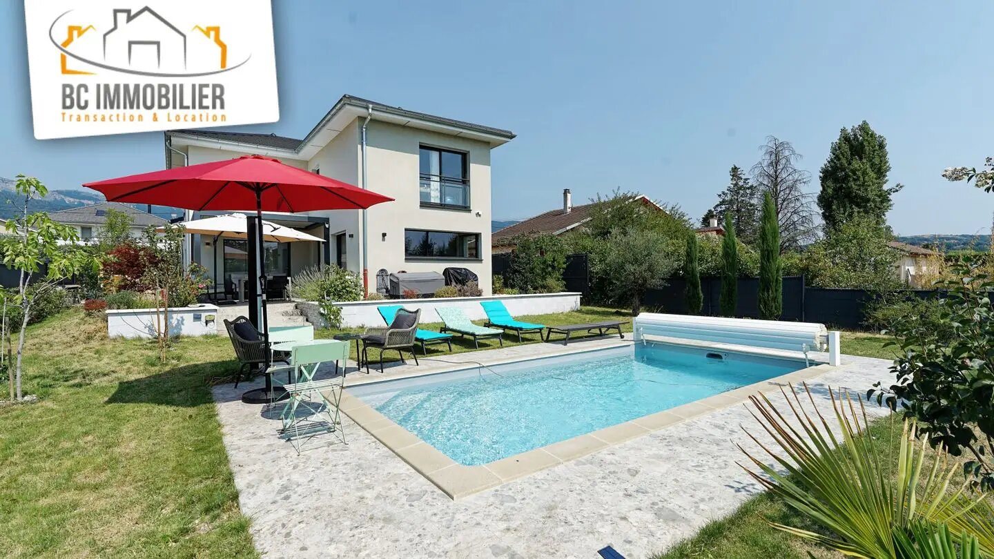 Maison à vendre, 169m², Cessy