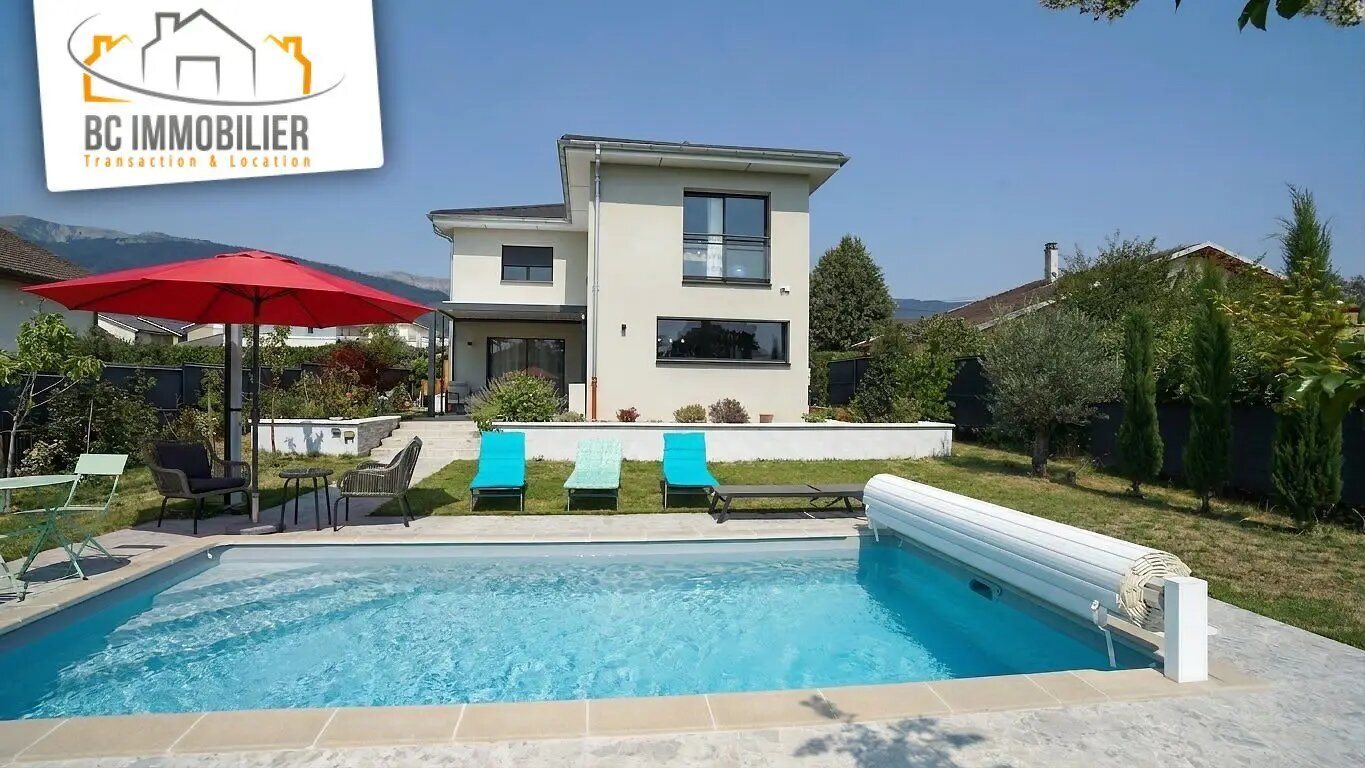 Maison à vendre, 169m², Cessy